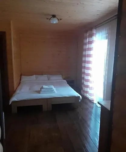 біла хата *